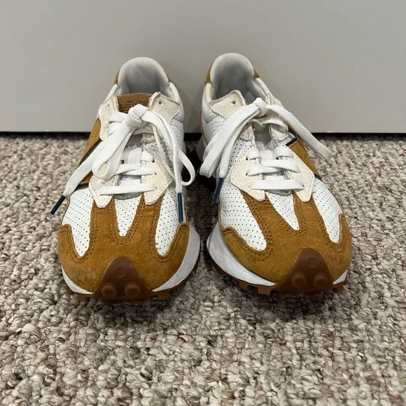 Bandier x NEW BALANCE 327 Women’s Size 8 Workwear Tan WS327QW EXCELLENT - Picture 5 of 7